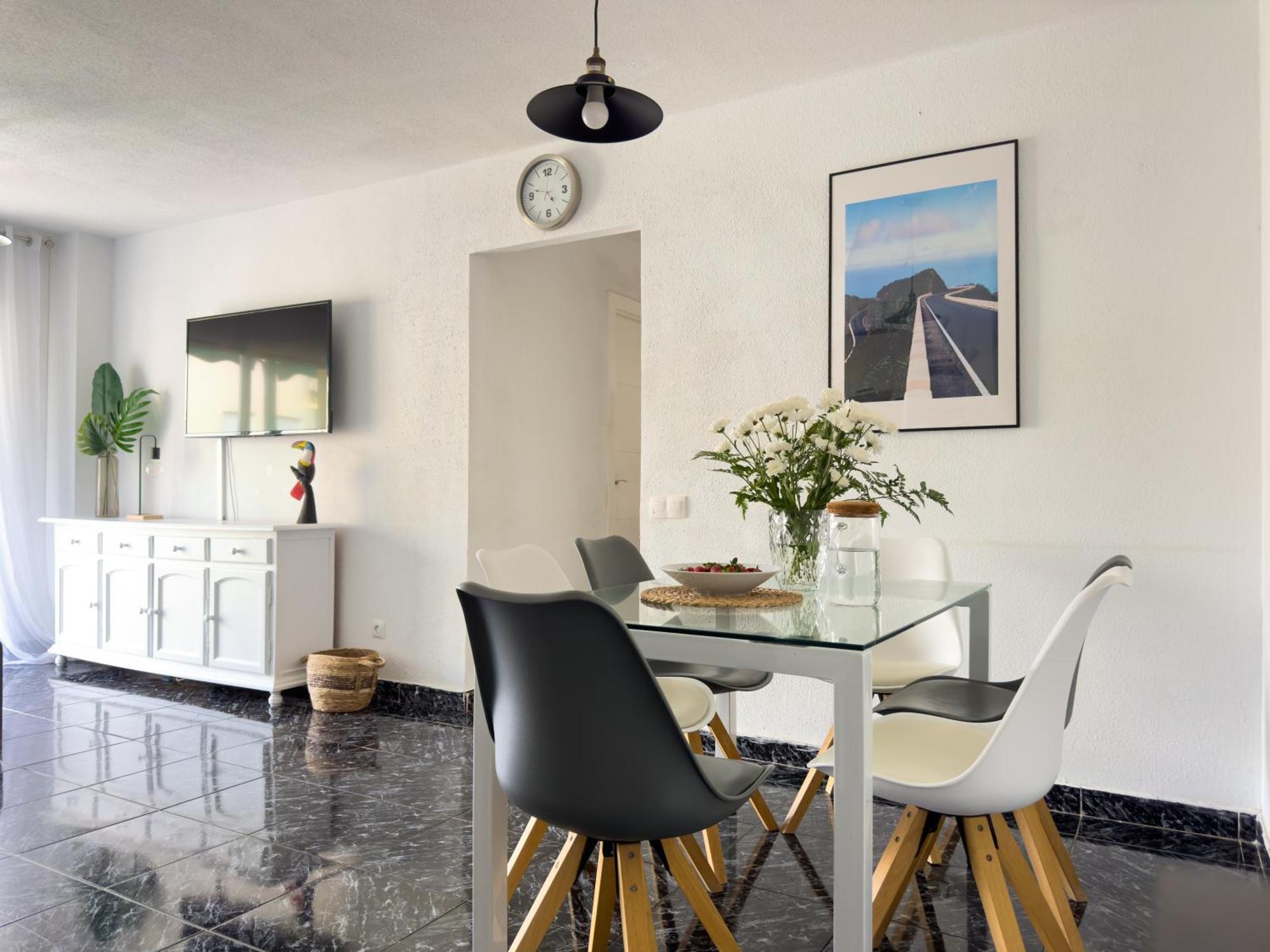 Amazing 3-Bedroom Apartment. Pool And Sea View! Los Cristianos  Bagian luar foto