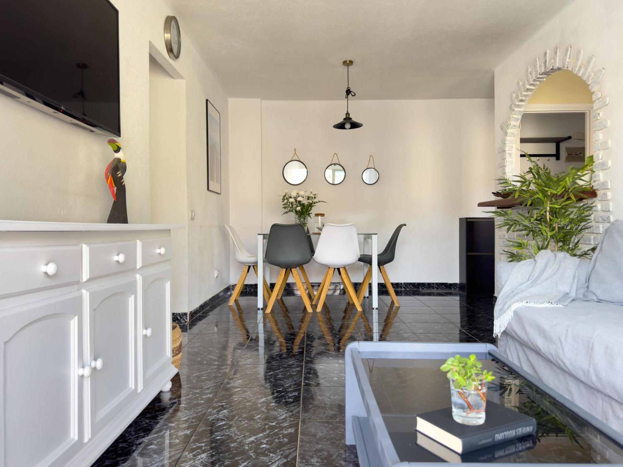 Amazing 3-Bedroom Apartment. Pool And Sea View! Los Cristianos  Bagian luar foto