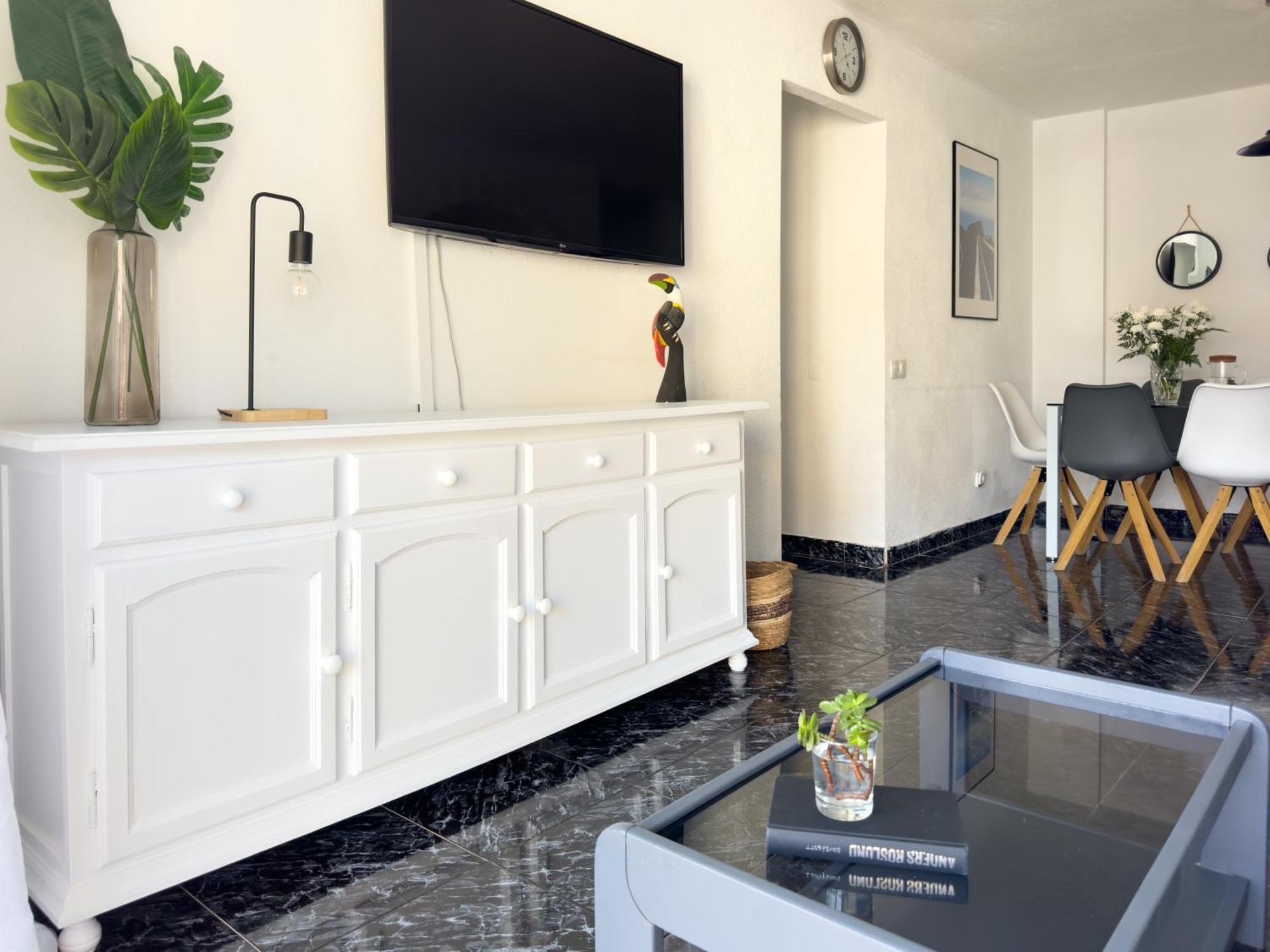 Amazing 3-Bedroom Apartment. Pool And Sea View! Los Cristianos  Bagian luar foto