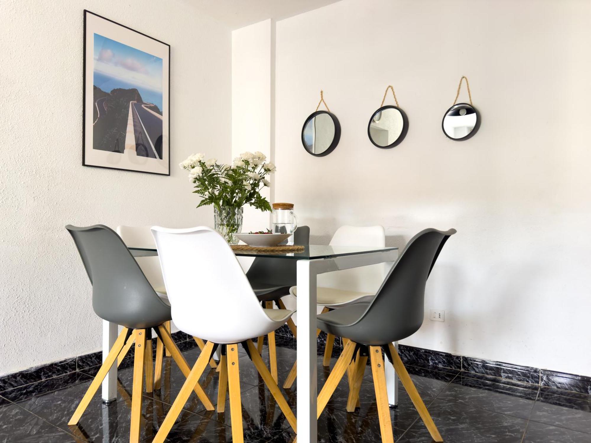 Amazing 3-Bedroom Apartment. Pool And Sea View! Los Cristianos  Bagian luar foto